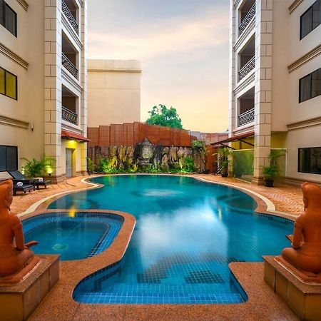 Dragon Royal Angkor Hotel Siem Reap Exterior foto