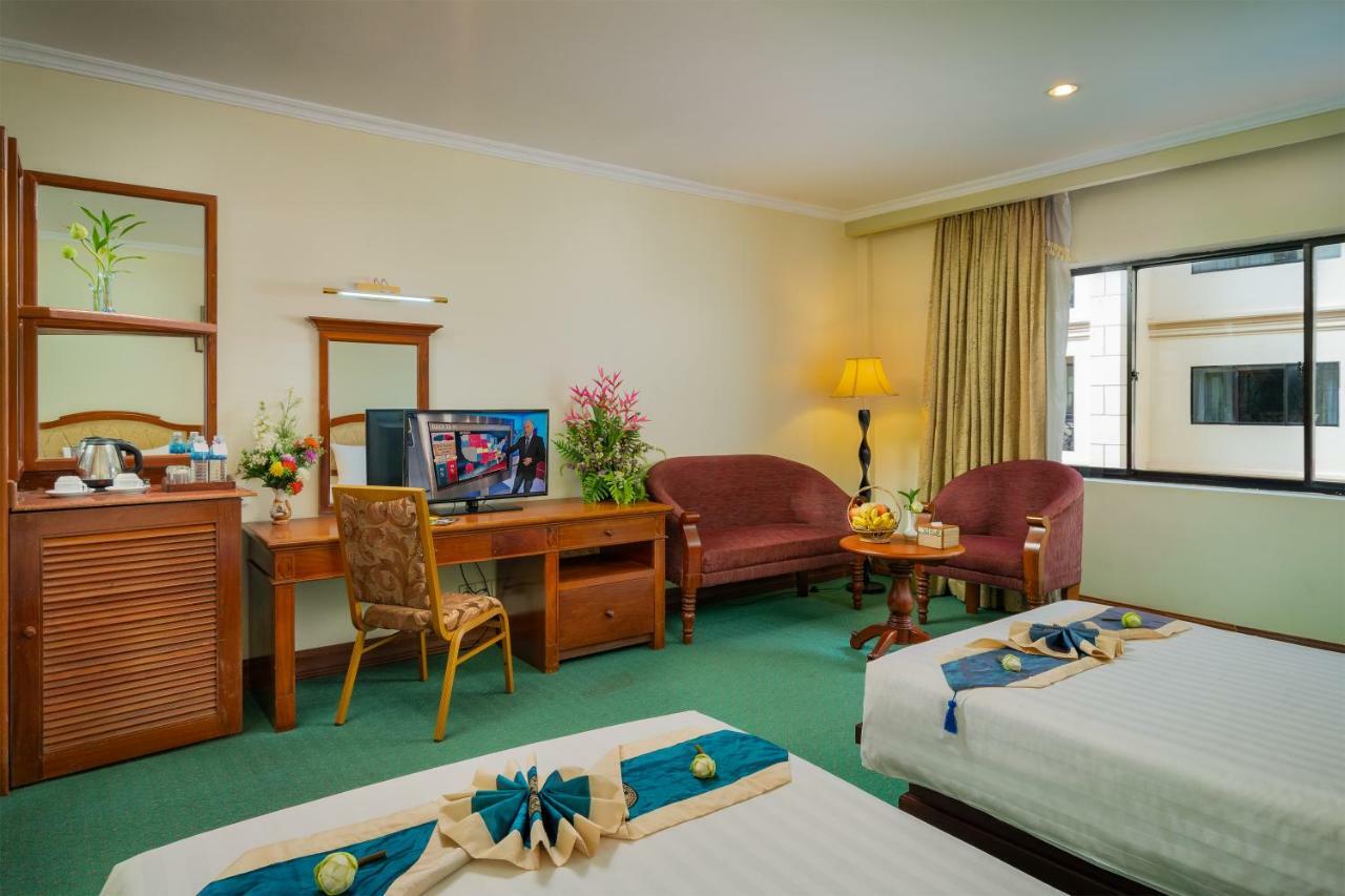 Dragon Royal Angkor Hotel Siem Reap Exterior foto