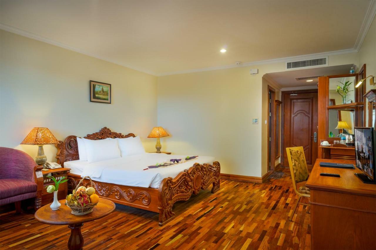 Dragon Royal Angkor Hotel Siem Reap Exterior foto